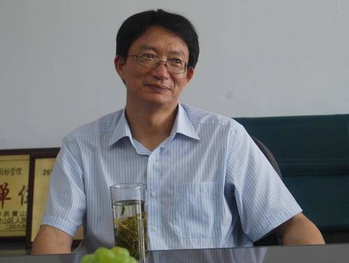 王伦（曾任安徽师范大学党委副书记、校长）