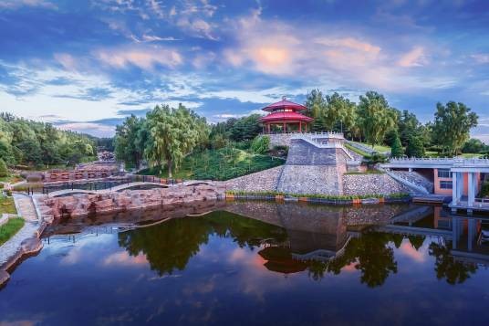 青龙湖公园（北京市的国家AAA级旅游景区）