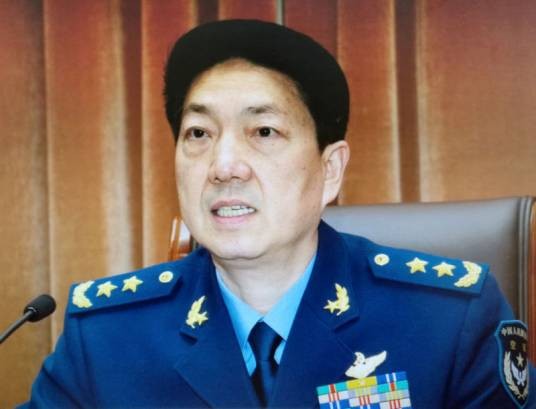 黄国显