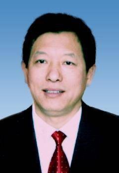 贾旭明（吴堡县人大常委会委员、办公室主任）