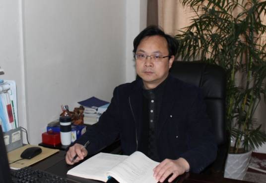 曾志（咸宁职业技术学院信息工程学院院长）