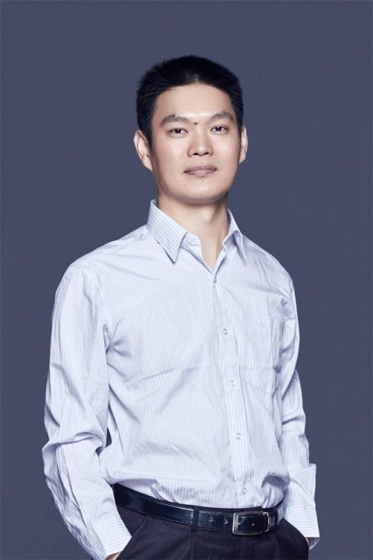 杨雄（中国美术馆党委书记）