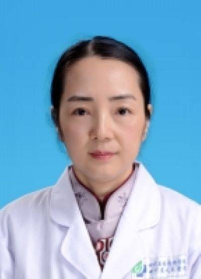 敖敏（四川省人民医院耳鼻喉头颈外科主任医师）