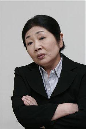 泉品子
