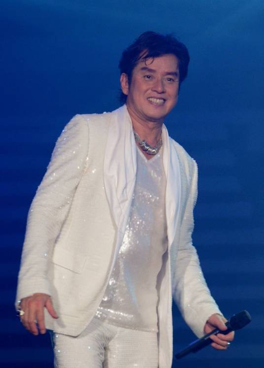 不见不散（谭咏麟演唱的粤语歌曲）