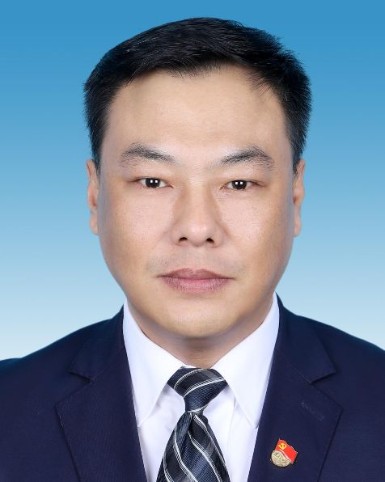 徐琦峰(呼伦贝尔市海拉尔区监委委员、纪委监委第三纪检监察室主任、二级主任科员)