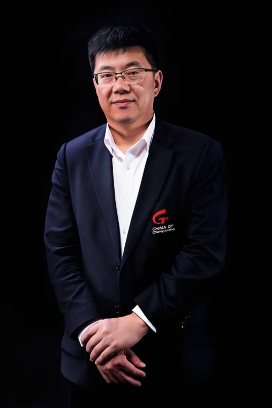 叶明钦