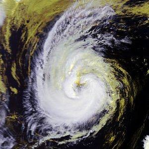 台风丹娜丝（2007年第10号台风）