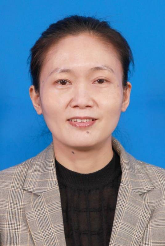 易红（四川省自贡市国资委原副主任）