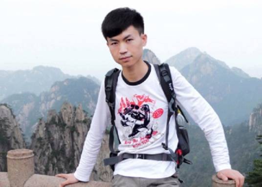 张玉栋(兰州大学职工子弟小学高级教师)