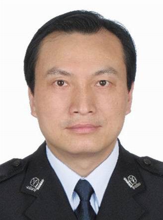 万秀奇