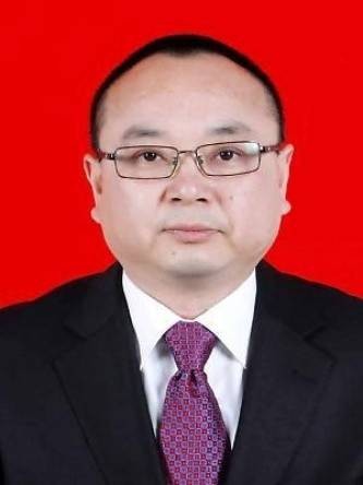 许晓峰（江山市供电公司副总经理、总工程师）