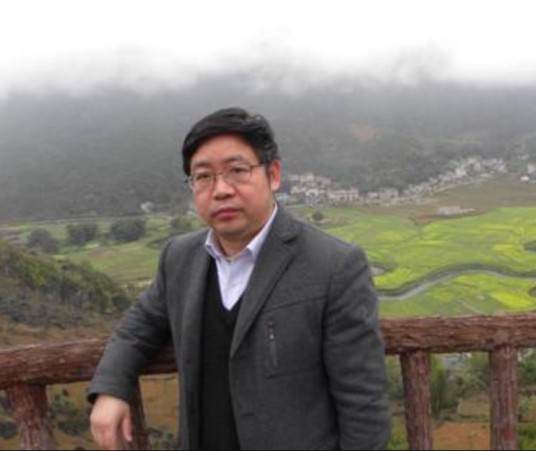 李华成（中国广西民族师范学院兼职教授）