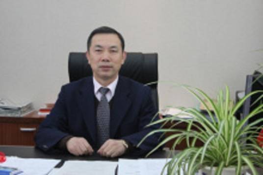 吴怀先（中南财经政法大学原教授）