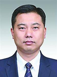 刘玉祥（上海市教育委员会副主任、上海市教育委员会总督学）