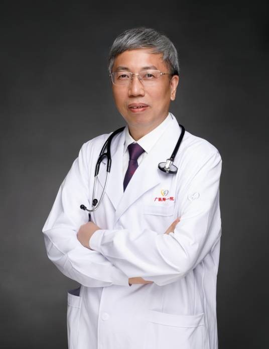曾国华（英格兰皇家外科学院荣誉院士，广州医科大学附属第一医院二级教授、主任医师）