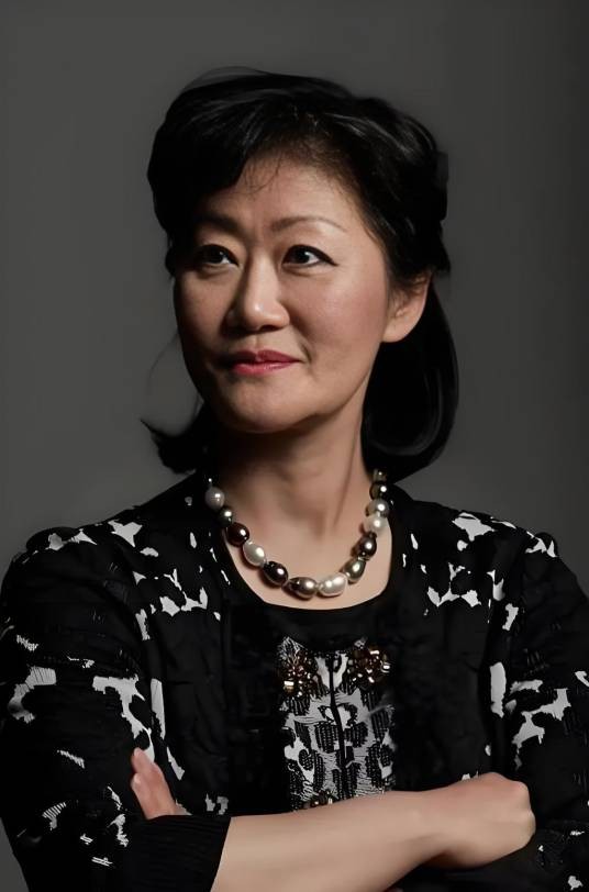 李泰（美国国际软件屋公司CEO兼总裁）