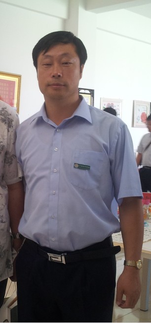陈玉成（内蒙古亿利东方学校校长）