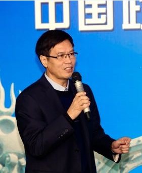 江涛（中央党校教授）
