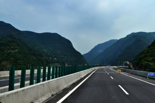 川陕公路