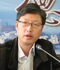万里（湖南省怀化市鹤城区人大常委会主任）