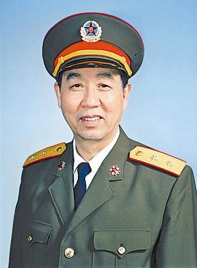 刘凯（中央军委办公厅原主任、中将）