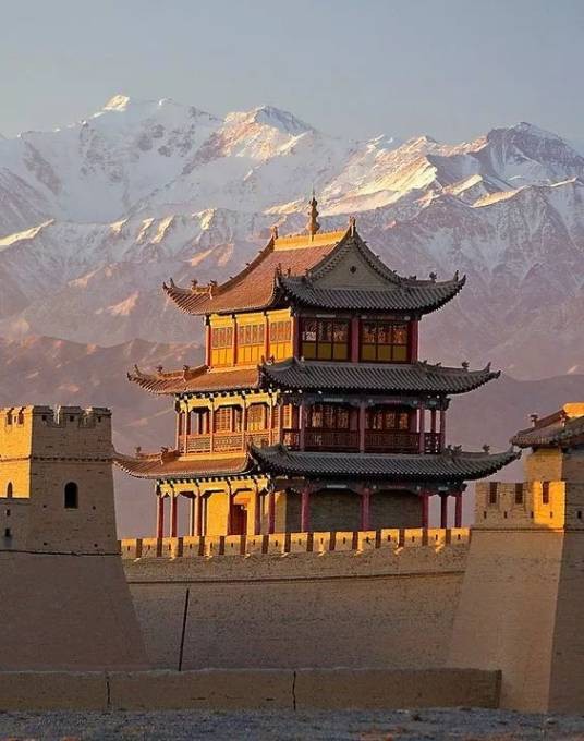 中国传统建筑(中国传统文化和民族特色的传承载体)