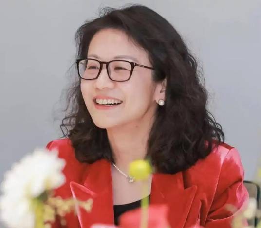 周维(锦江国际(集团)有限公司副总裁)