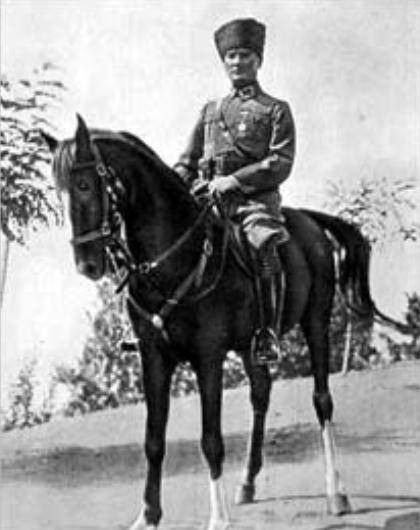 杰拉勒·拜亚尔