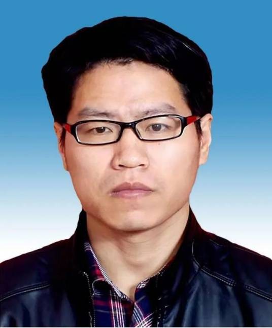 任其亮（重庆交通大学期刊社社长、教授，致公党重庆市委会副主委、南岸区主委）