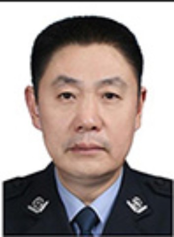 徐桢（河南省开封市公安局原党委委员，原交通警察支队党委书记、支队长）