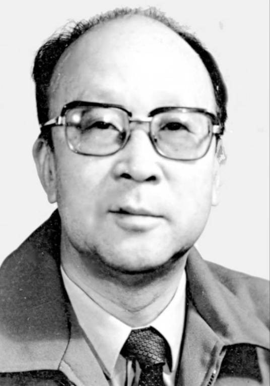 马世忠(山东省人大常委会原副主任,省政府原副省长)