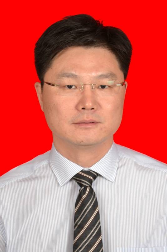许峰（上海市青浦区人大常委会办公室主任）