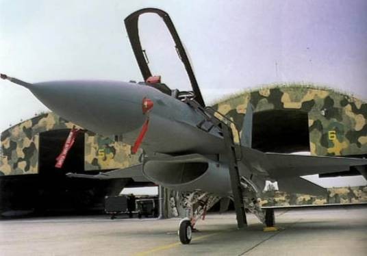 F-16A/B“战隼”
