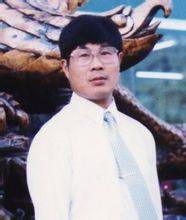 武家增(《市场信息报》编辑记者兼央视网编辑)