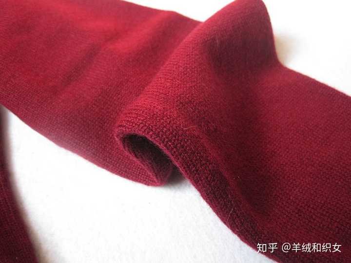 羊绒毛衣会起球吗?
