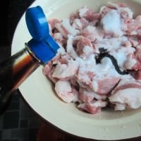 灌猪肉肠用什么配料?