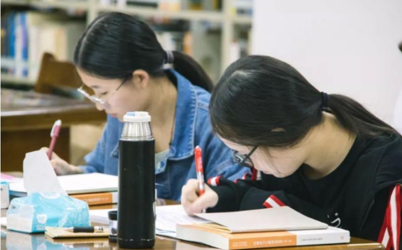 补考和重修到底有什么区别