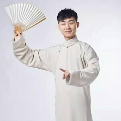 被郭德纲称为实力超群的陶阳,为啥逐渐淡出了德云社的相声舞台?