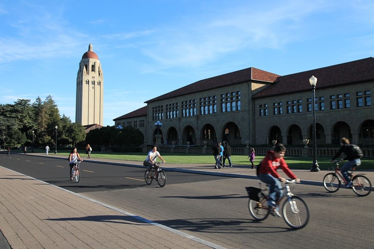本科大学学费是一学期一交还是一年一交