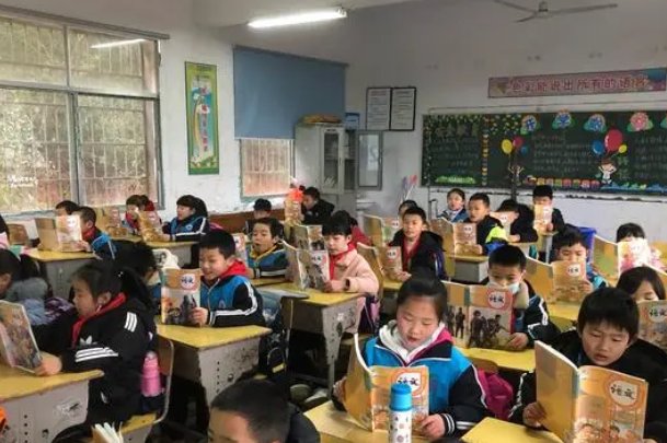 斐拼音怎么读