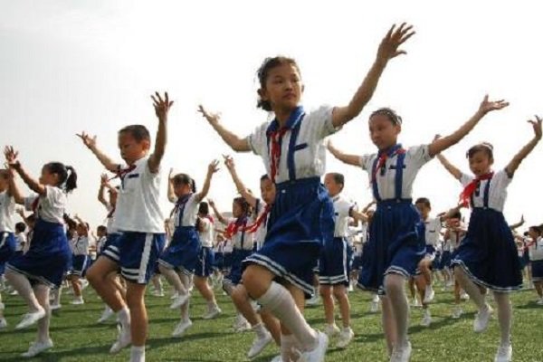 小学生评价手册自我评价20字
