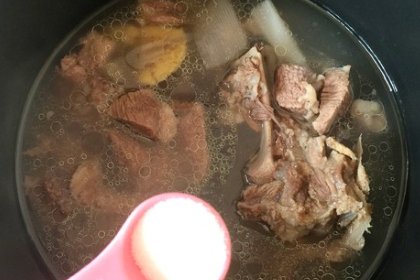 高压锅炖羊肉要多长时间才熟?