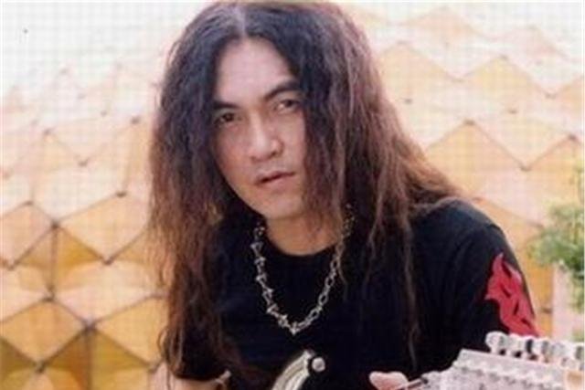 曾经的传奇摇滚歌手，如今靠走穴为生，迪克牛仔是怎么了？