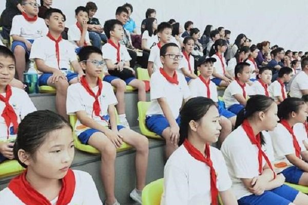 小学生评价手册自我评价20字