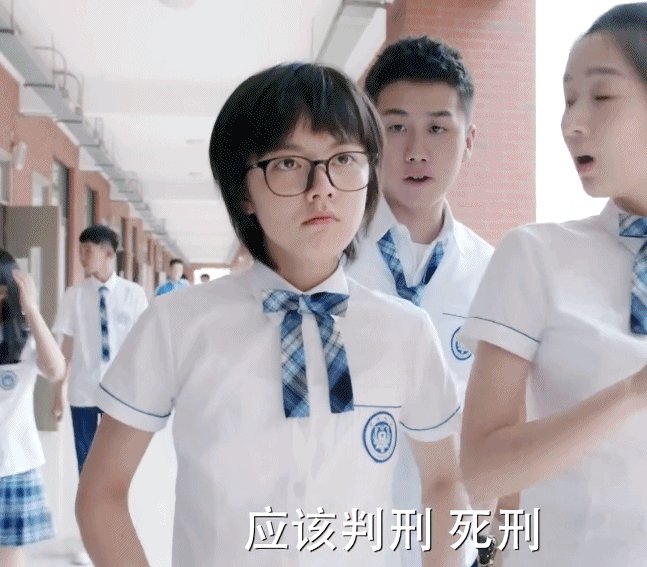 如何评价当红小花赵今麦的长相？