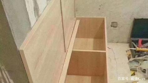 全屋家具定制的价格贵不贵,比木工制作要贵多少钱?