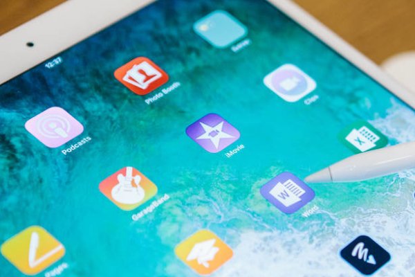 ipad可以当电脑用吗?