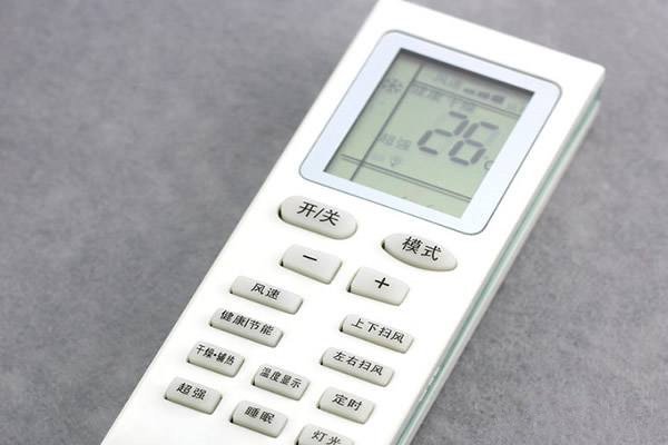 空调遥控器上的“辅热”、“干燥”是什么意思？