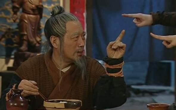 武林外传里武功最高的是公孙乌龙还是郭巨侠?